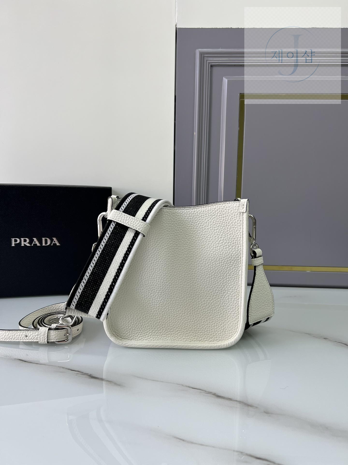 Prada Leather Mini Shoulder - 상세 이미지