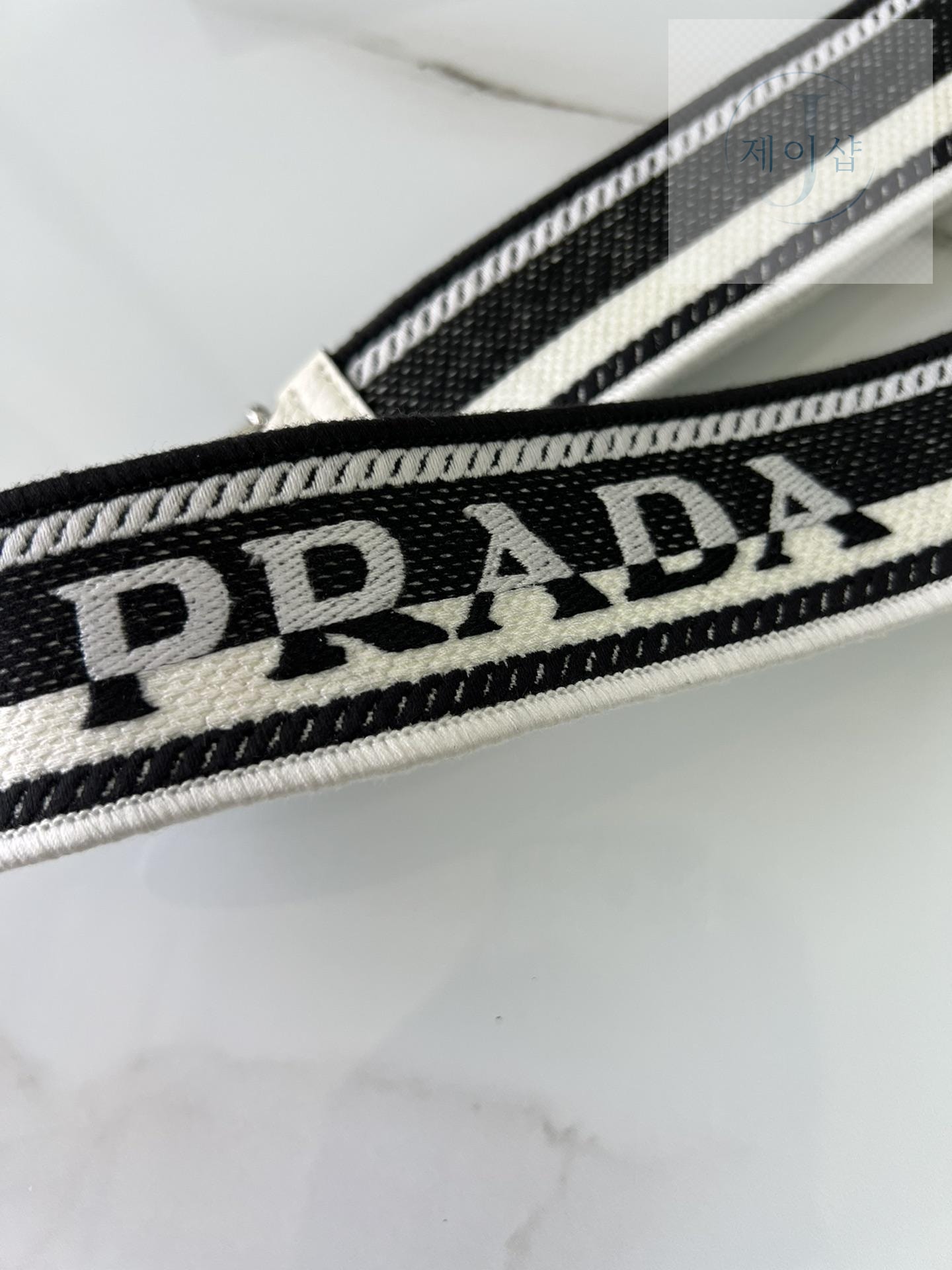 Prada Leather Mini Shoulder - 상세 이미지