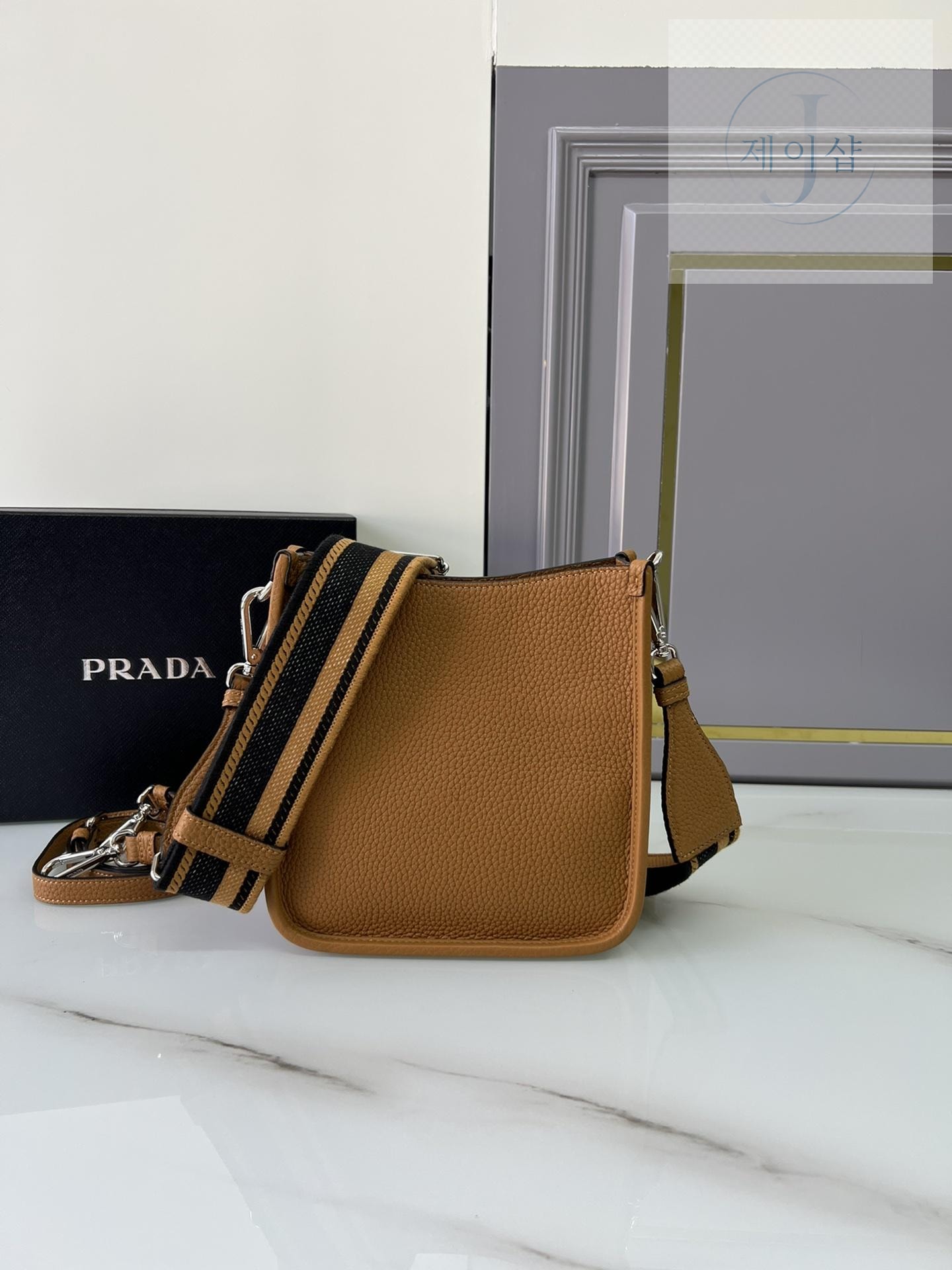 Prada Leather Mini Shoulder - 상세 이미지