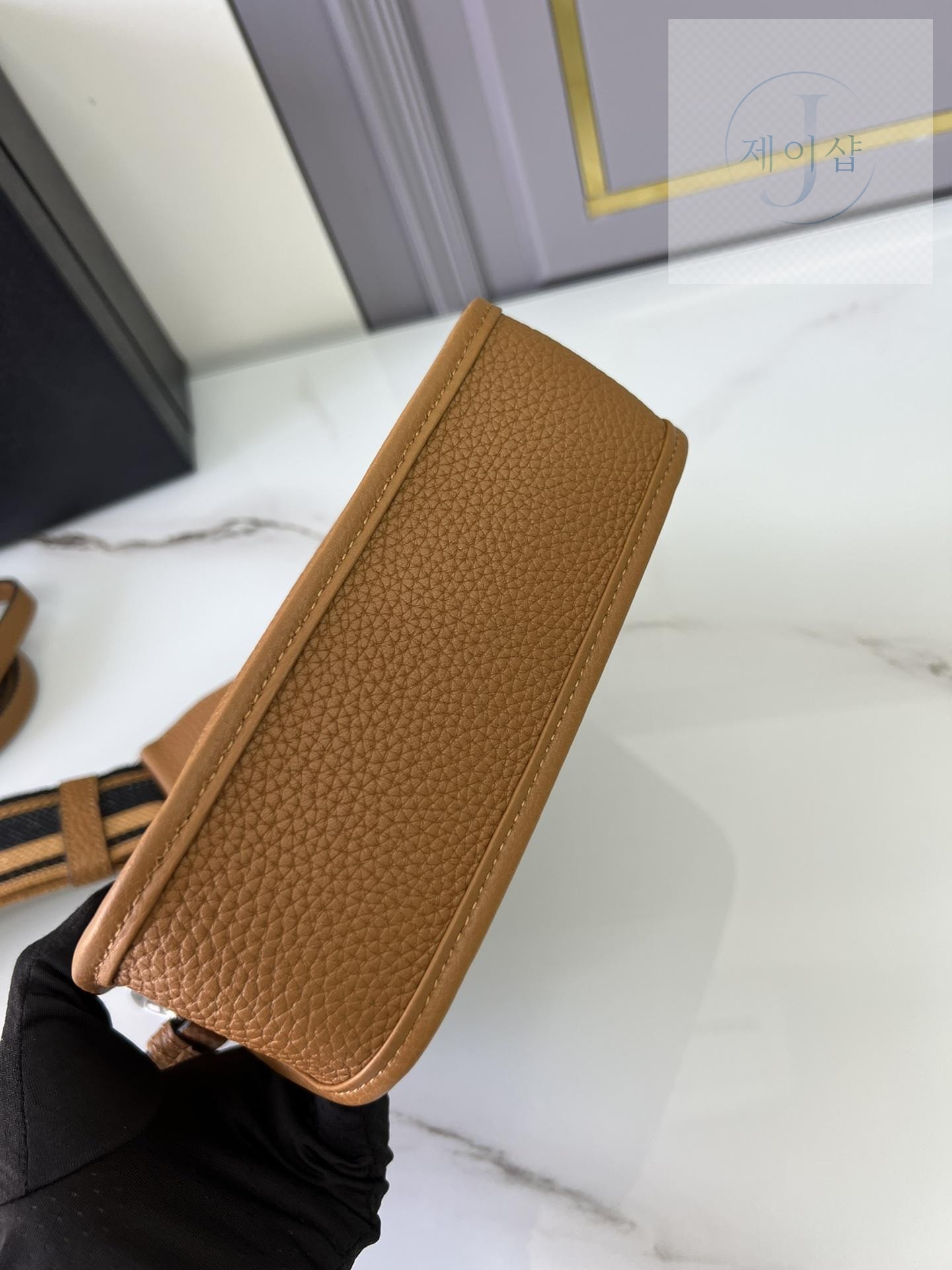 Prada Leather Mini Shoulder - 상세 이미지