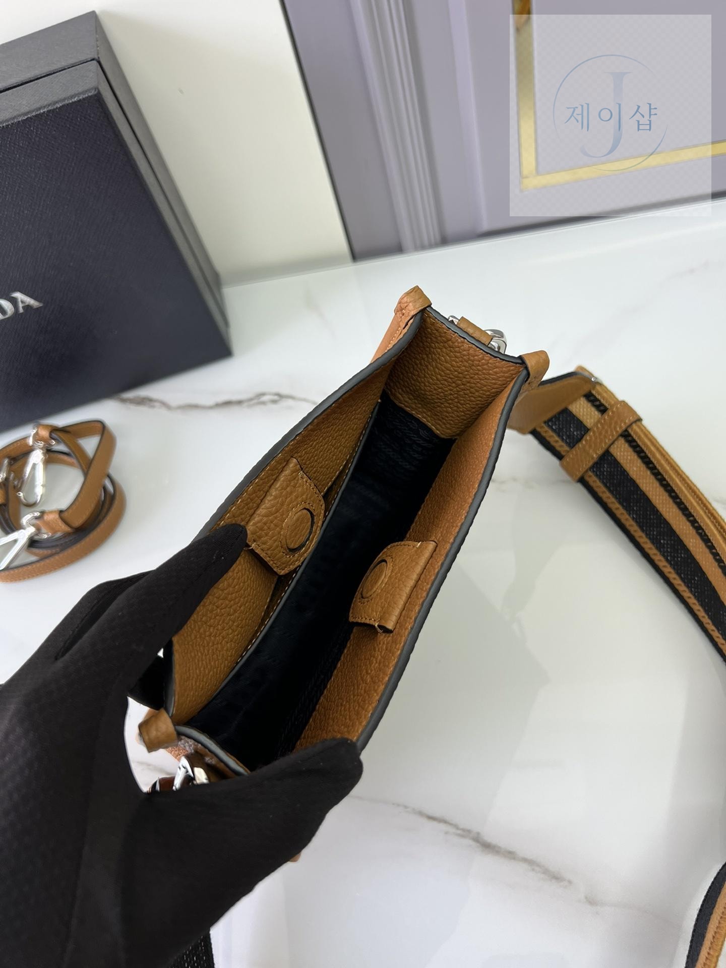 Prada Leather Mini Shoulder - 상세 이미지