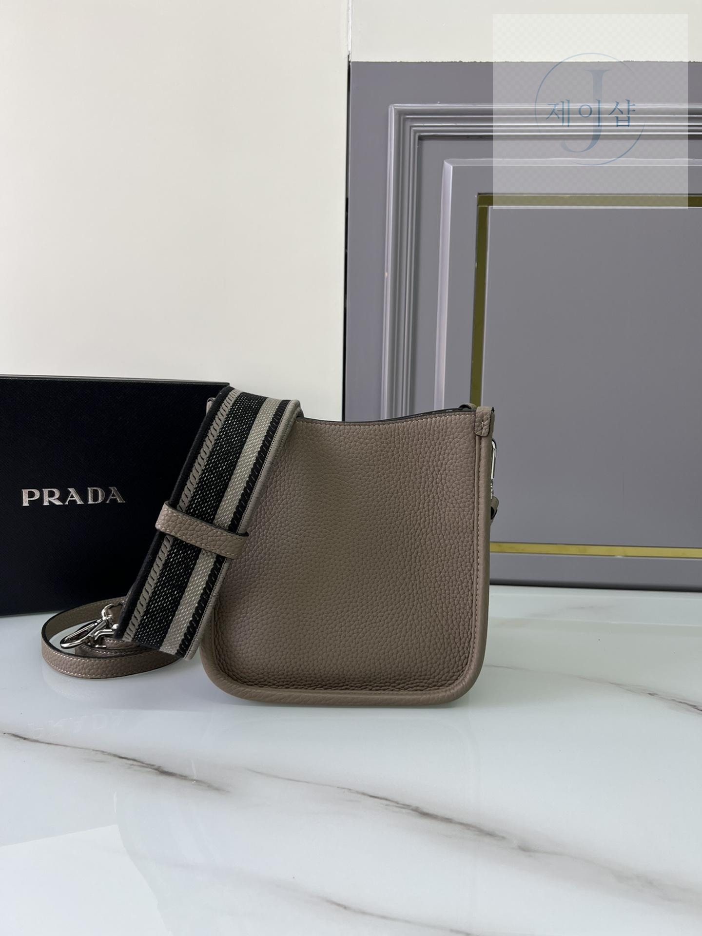 Prada Leather Mini Shoulder - 상세 이미지