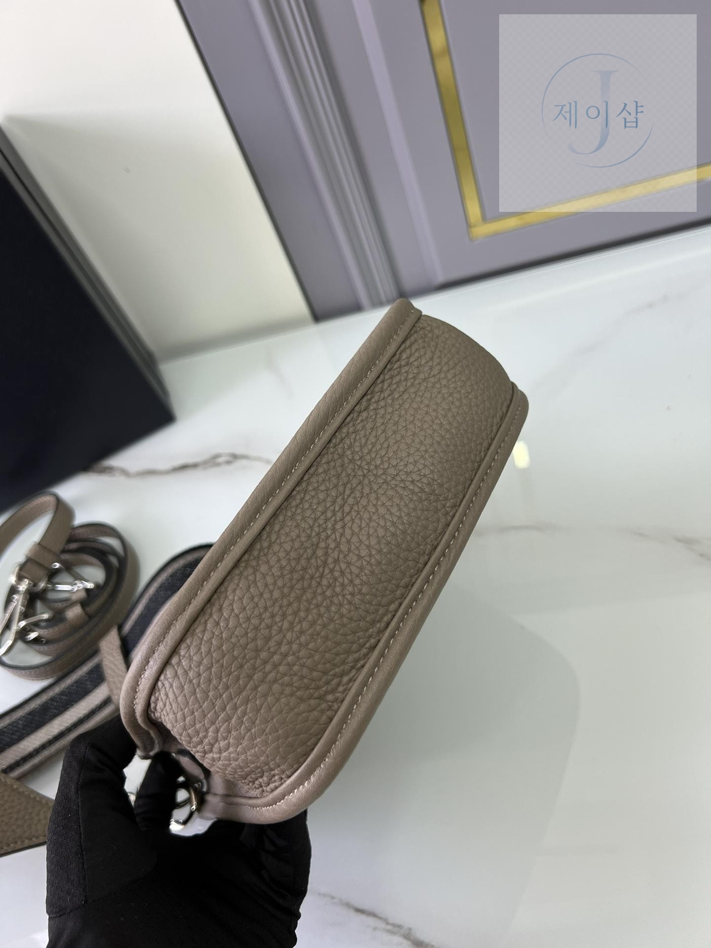 Prada Leather Mini Shoulder - 상세 이미지
