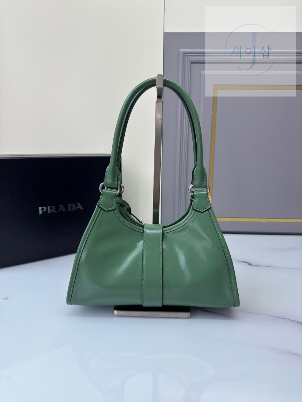 Prada Leather Tote - 상세 이미지