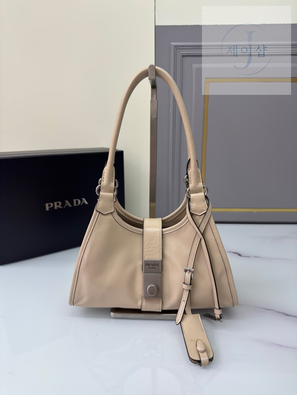 Prada Leather Tote - 상세 이미지