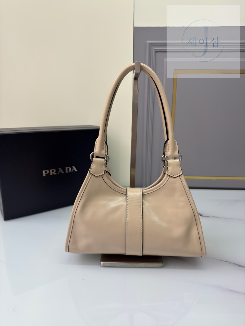 Prada Leather Tote - 상세 이미지