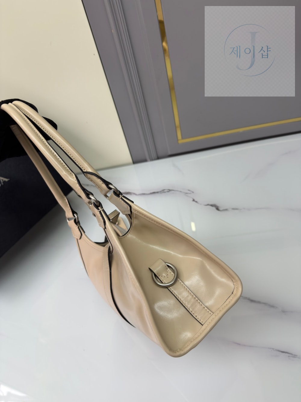 Prada Leather Tote - 상세 이미지