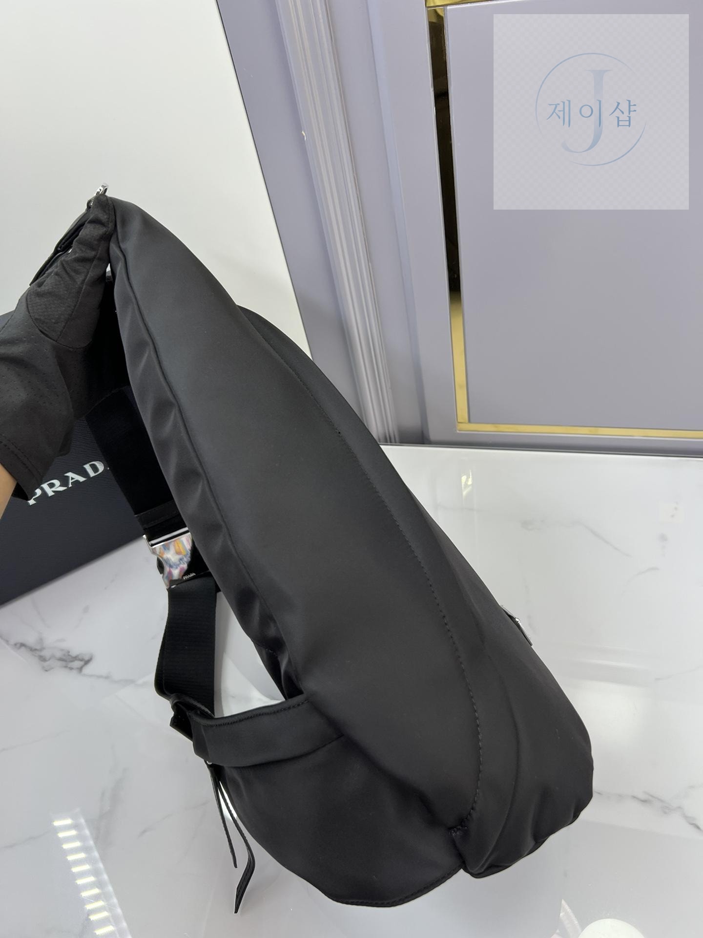 Prada Nylon Sling - 상세 이미지