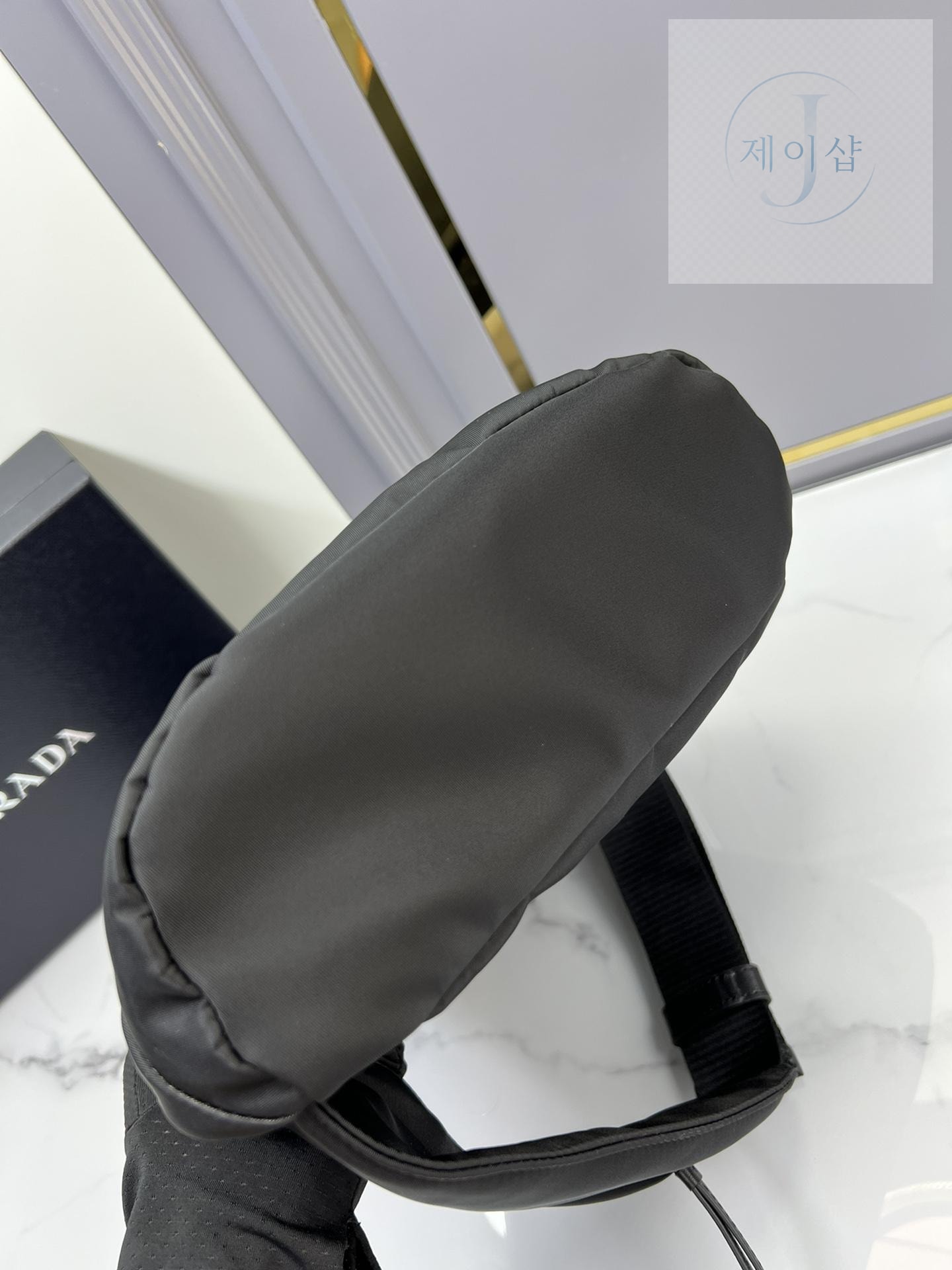 Prada Nylon Sling - 상세 이미지