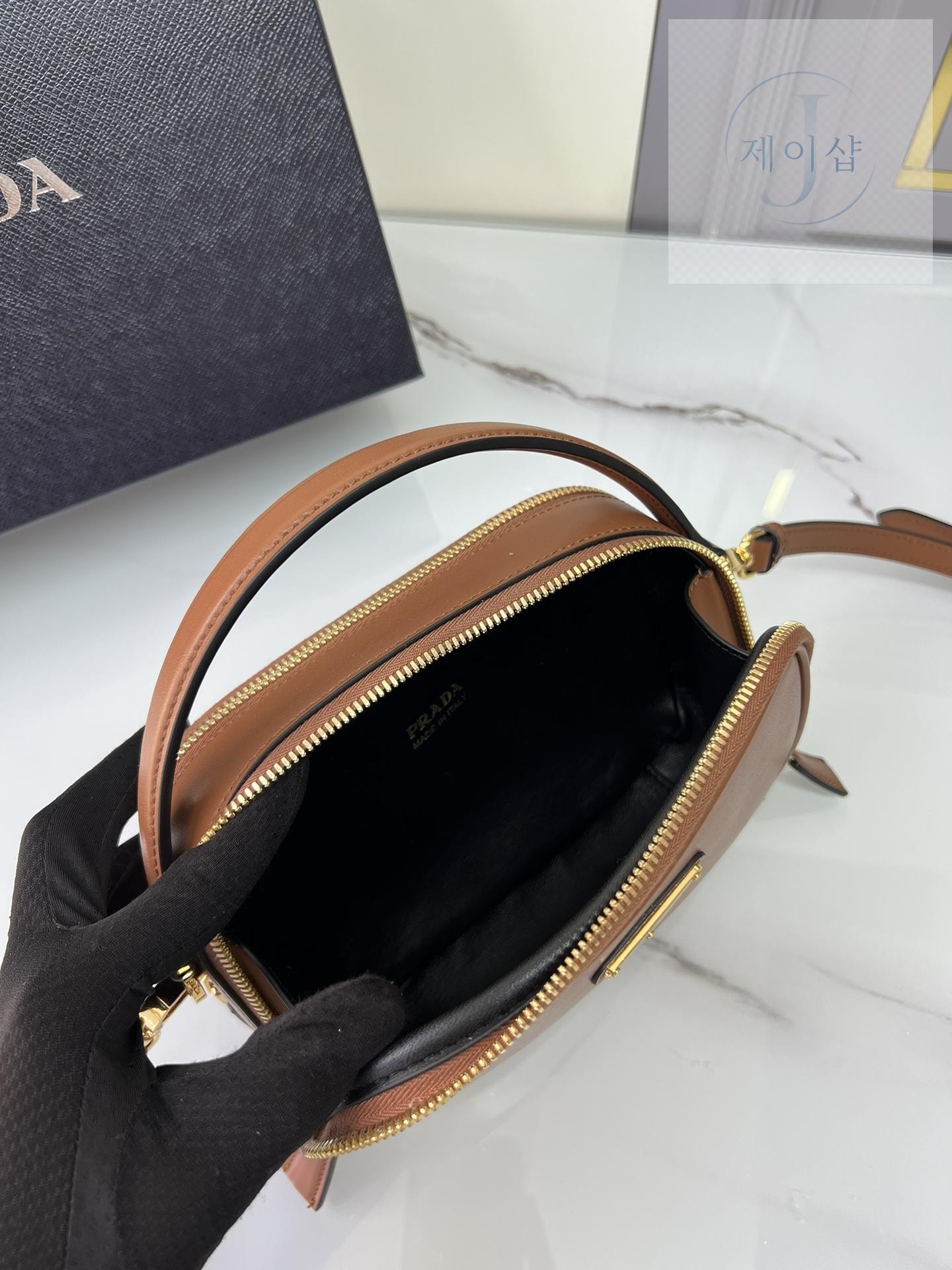 Prada Odette Leather Mini - 상세 이미지