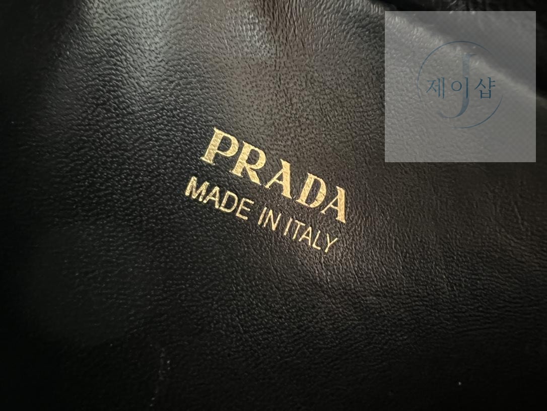 Prada Odette Leather Mini - 상세 이미지