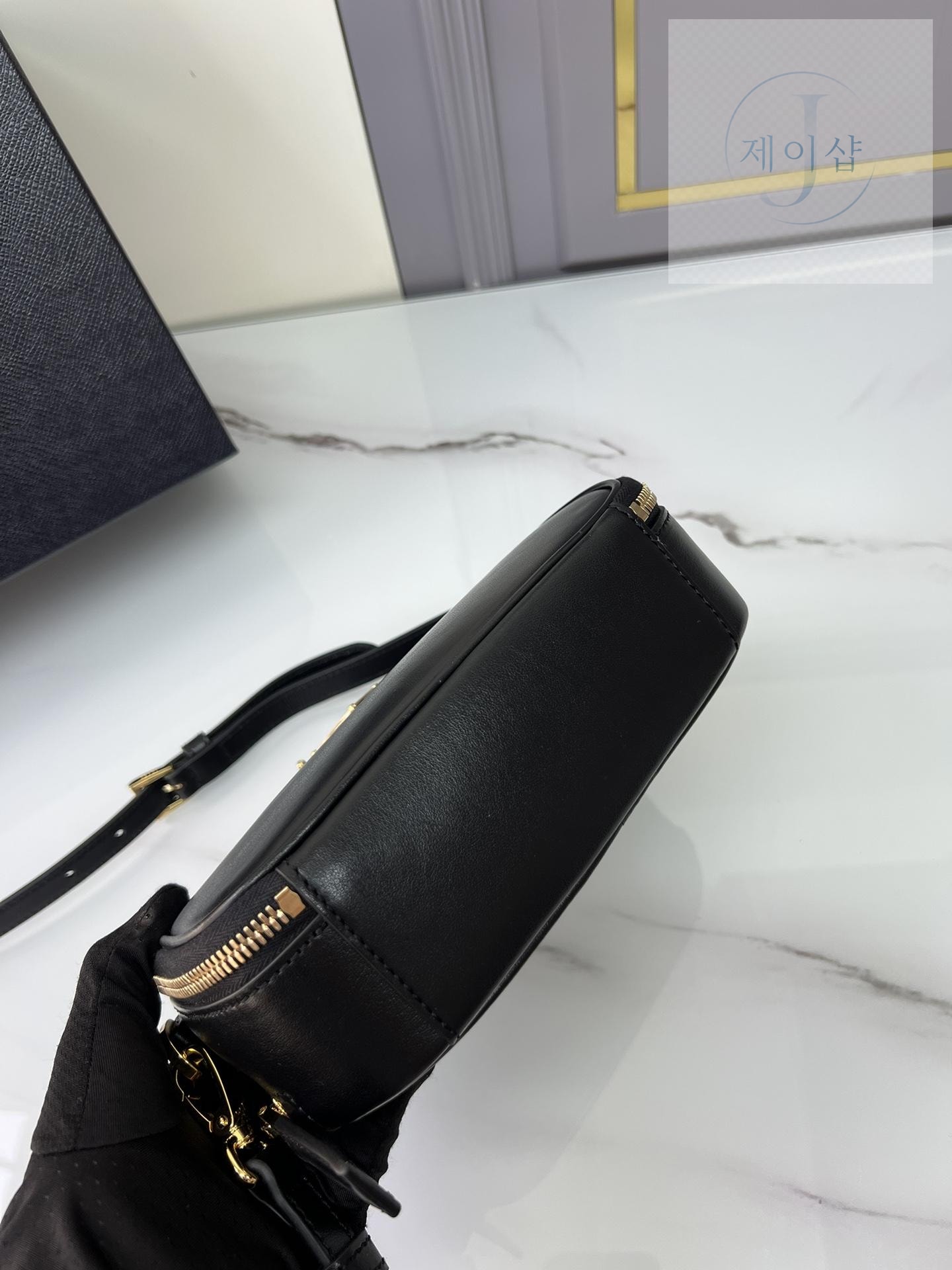 Prada Odette Leather Mini - 상세 이미지