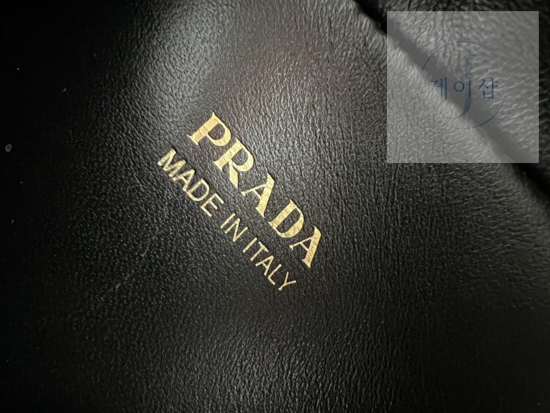 Prada Odette Leather Mini - 상세 이미지