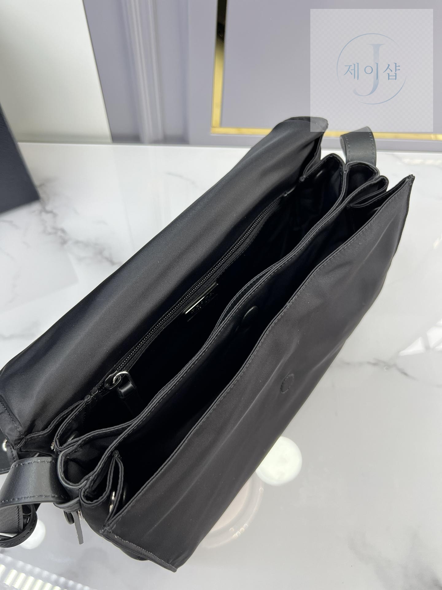 Prada Padded Re - Nylon Shoulder - 상세 이미지