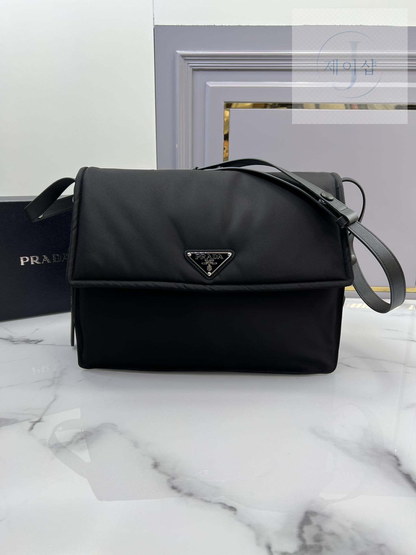Prada Padded Re - Nylon Shoulder - 상세 이미지