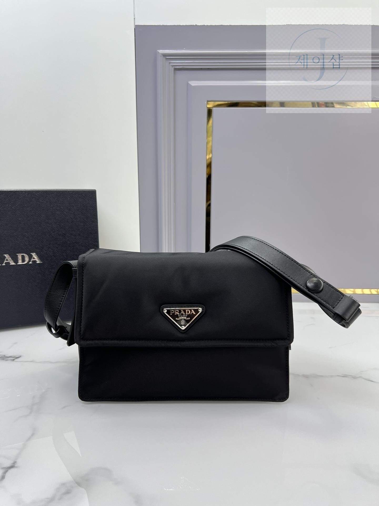Prada Padded Re - Nylon Shoulder - 상세 이미지