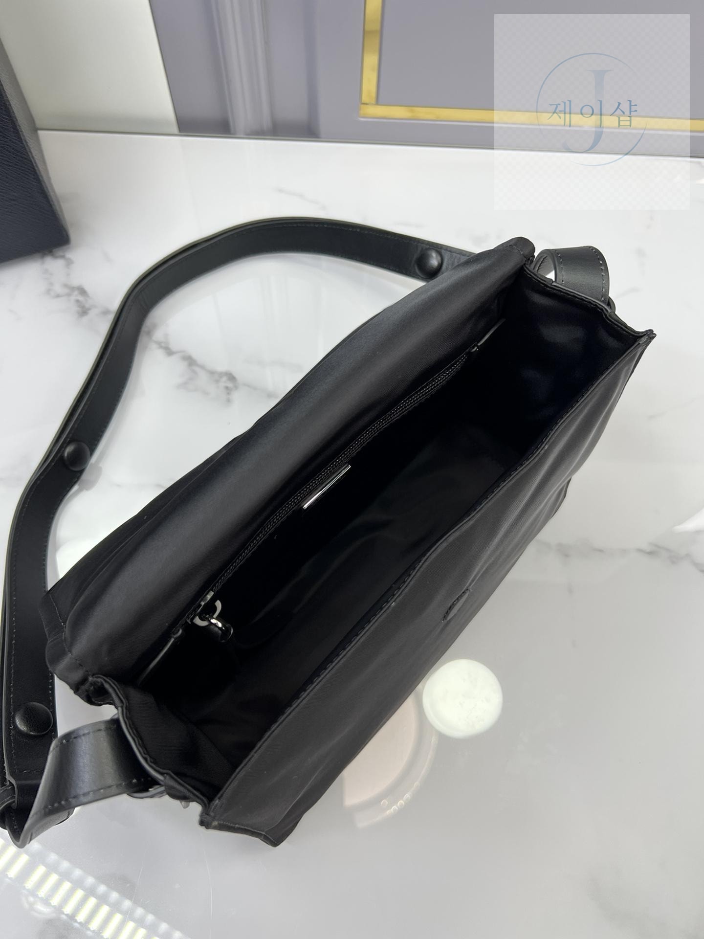 Prada Padded Re - Nylon Shoulder - 상세 이미지