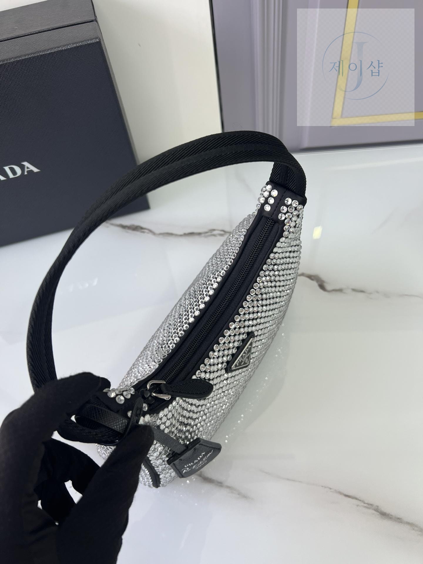 Prada Rhinestones Re - Edition Soulder - 상세 이미지