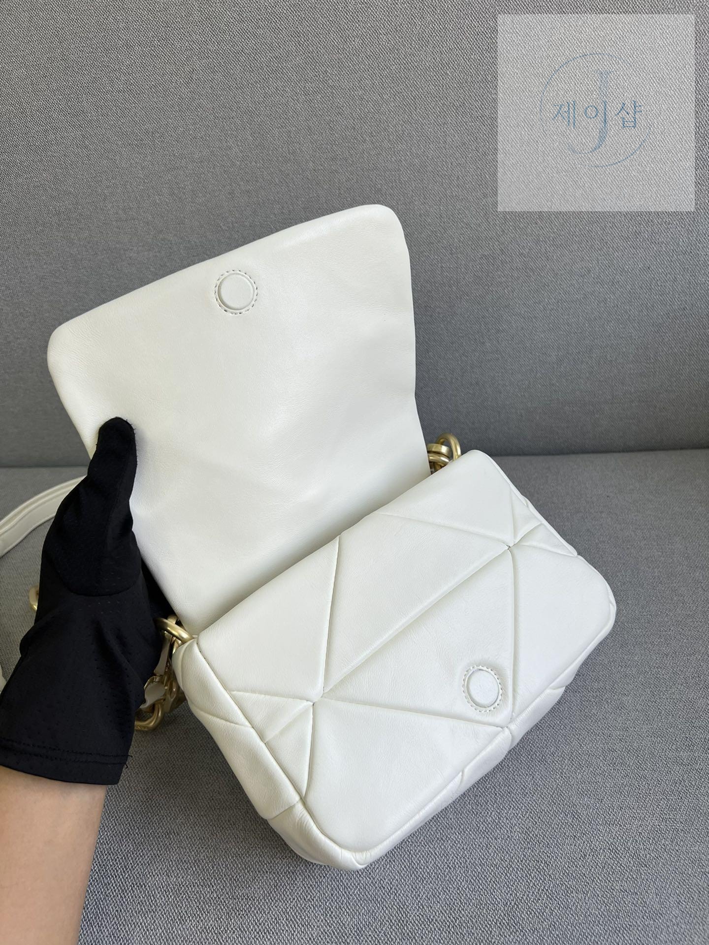 Prada System Nappa - 상세 이미지