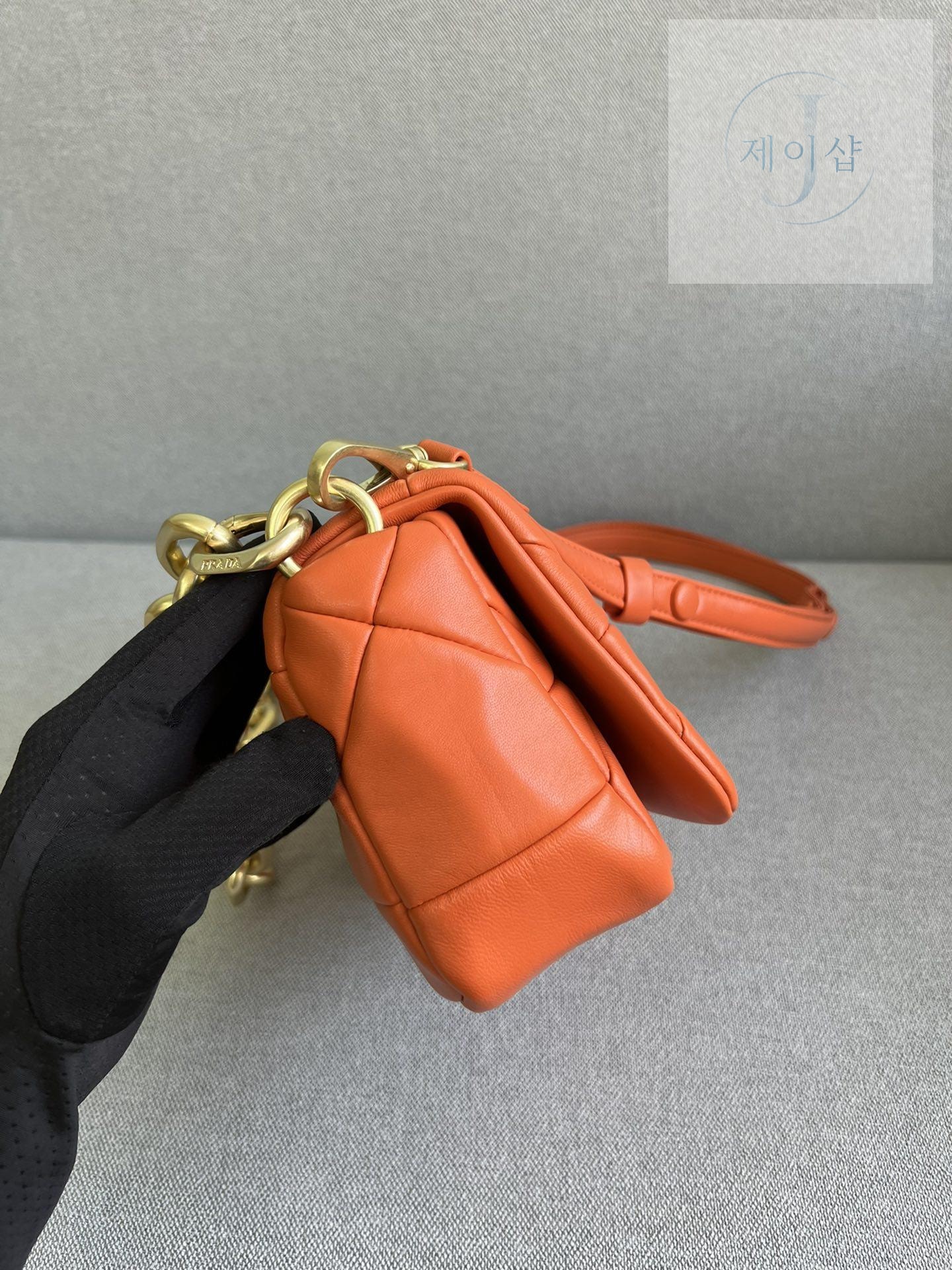 Prada System Nappa - 상세 이미지