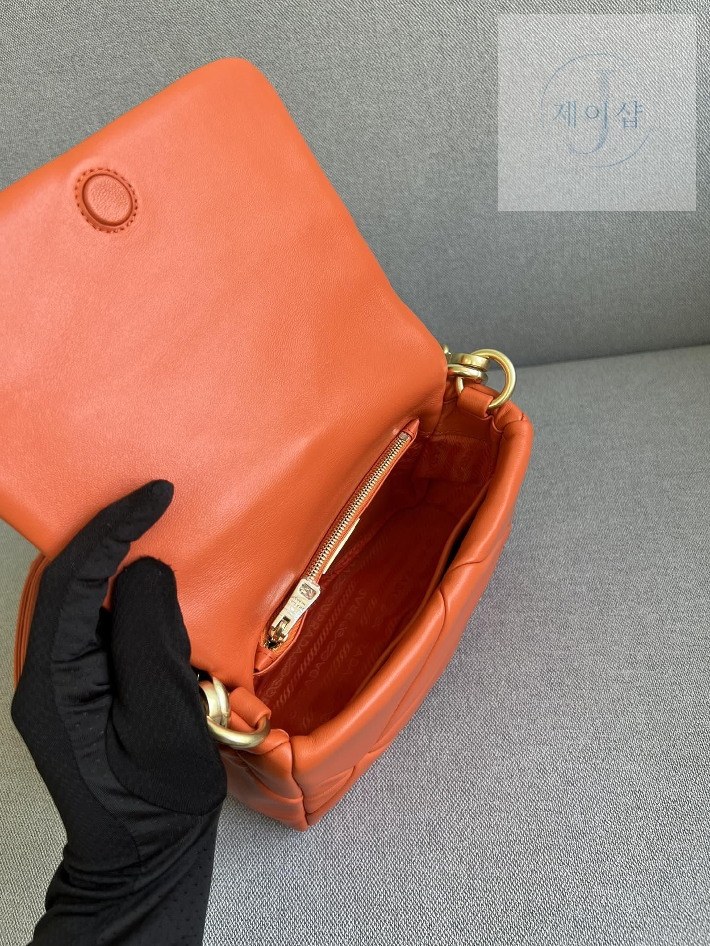 Prada System Nappa - 상세 이미지