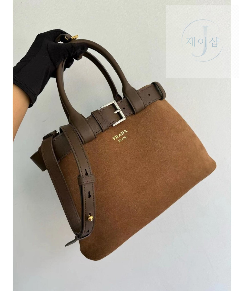 프라다 스웨이드 버클 백 1BA434 - 상세 이미지