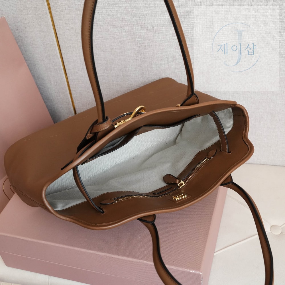 Aventure Nappa Leather - 상세 이미지