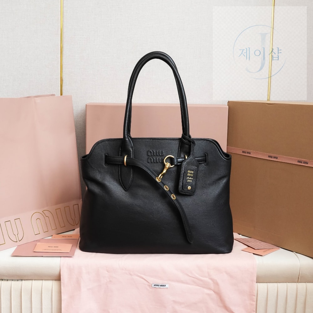 Aventure Nappa Leather