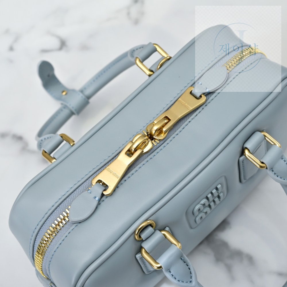 Miu Miu Arcadie Leather Regular - 상세 이미지
