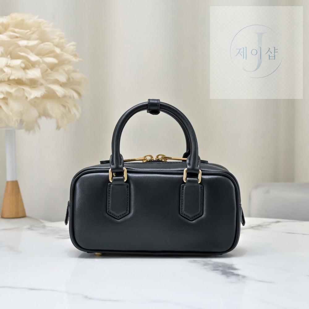 Miu Miu Arcadie Leather Regular - 상세 이미지