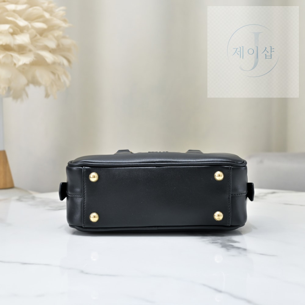 Miu Miu Arcadie Leather Regular - 상세 이미지