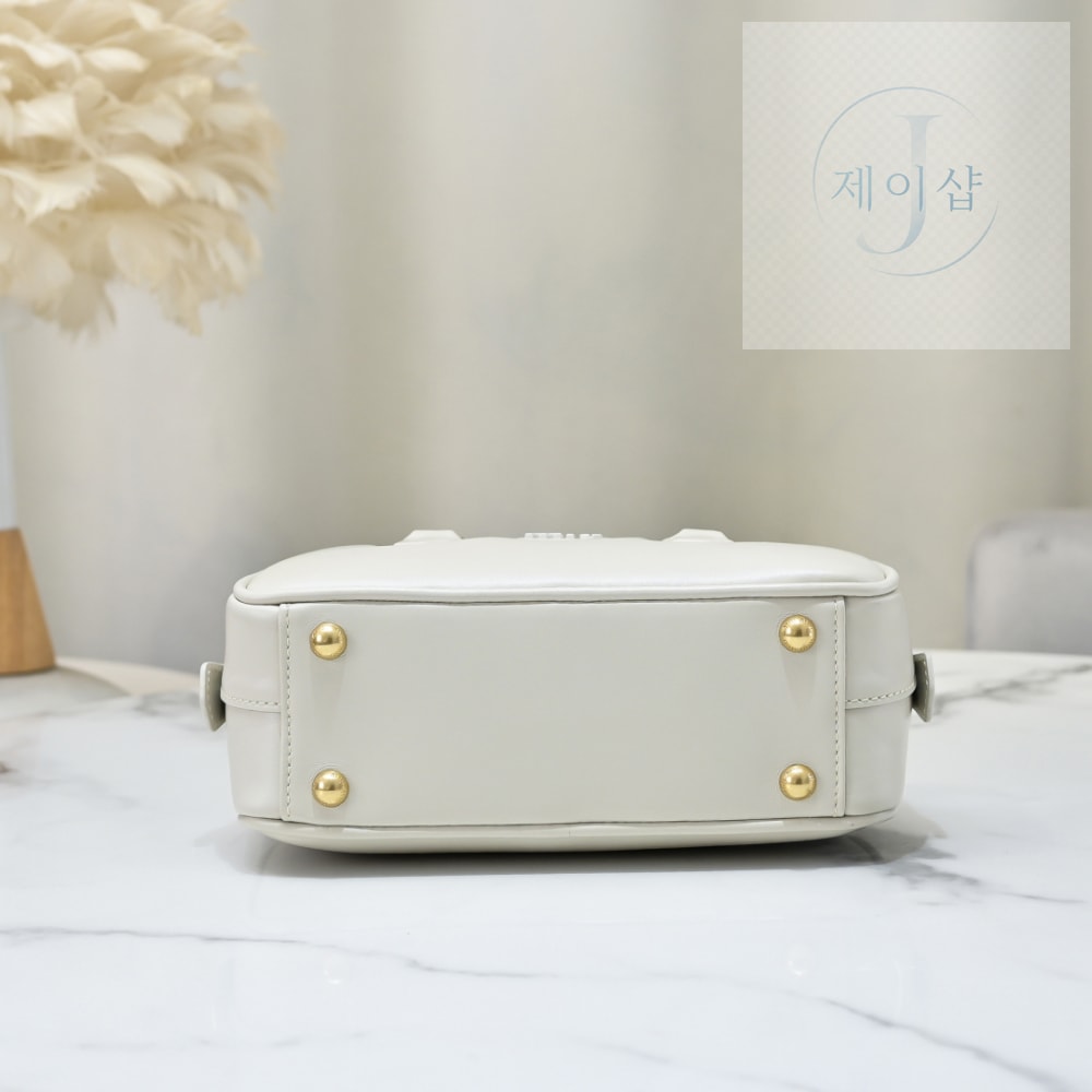 Miu Miu Arcadie Leather Regular - 상세 이미지