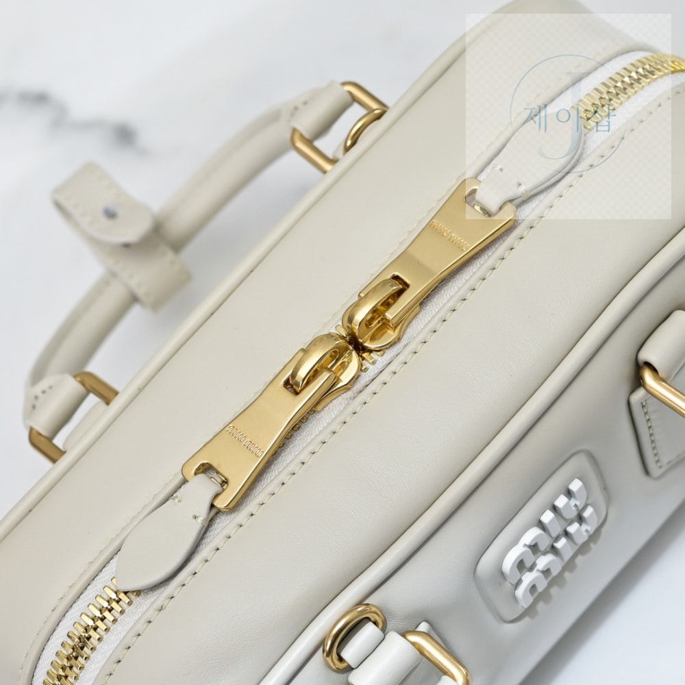 Miu Miu Arcadie Leather Regular - 상세 이미지