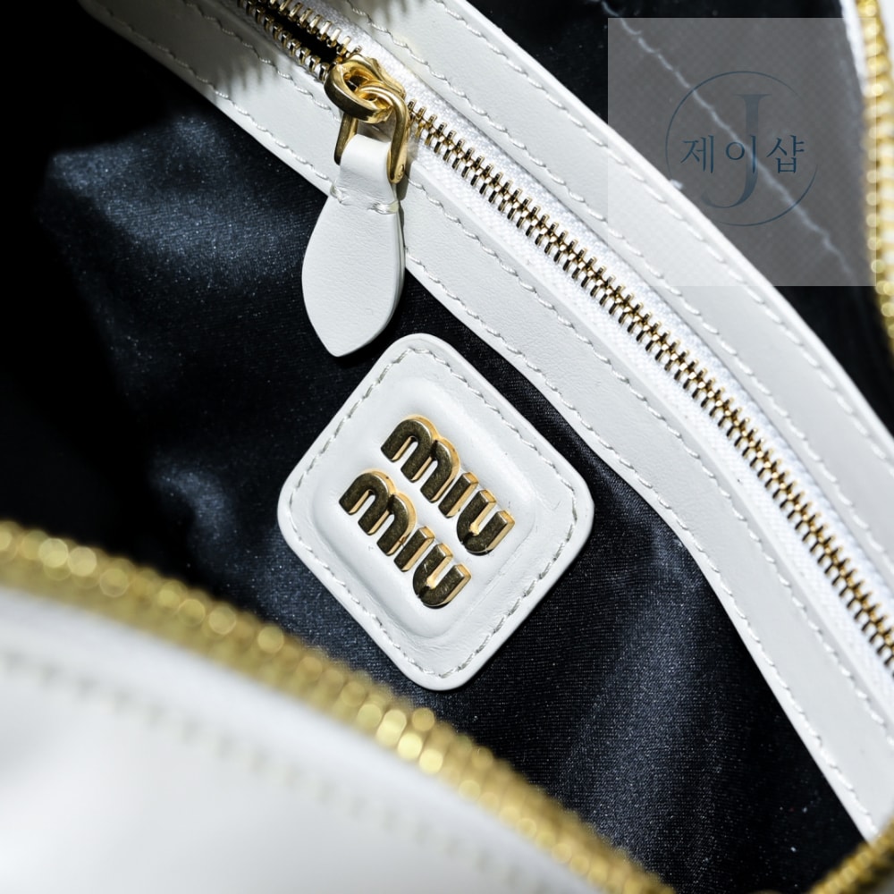 Miu Miu Arcadie Leather Regular - 상세 이미지