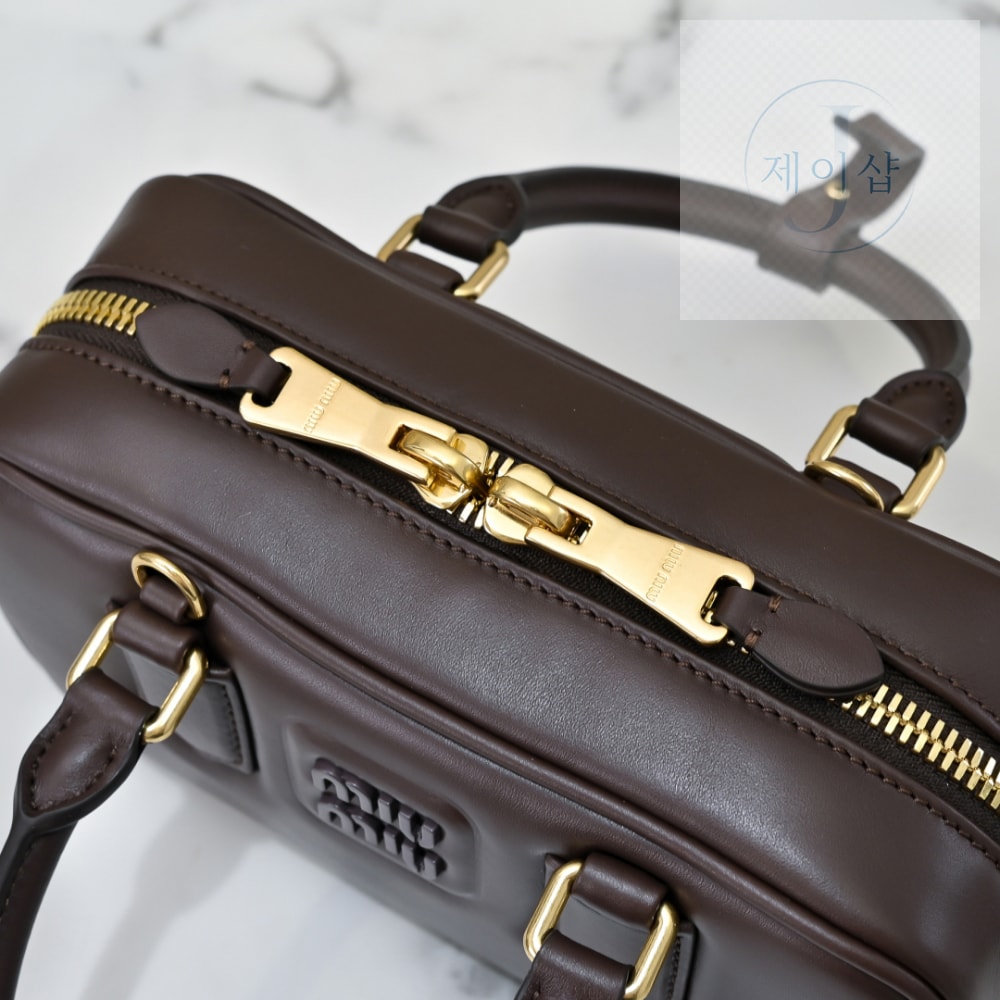 Miu Miu Arcadie Leather Regular - 상세 이미지