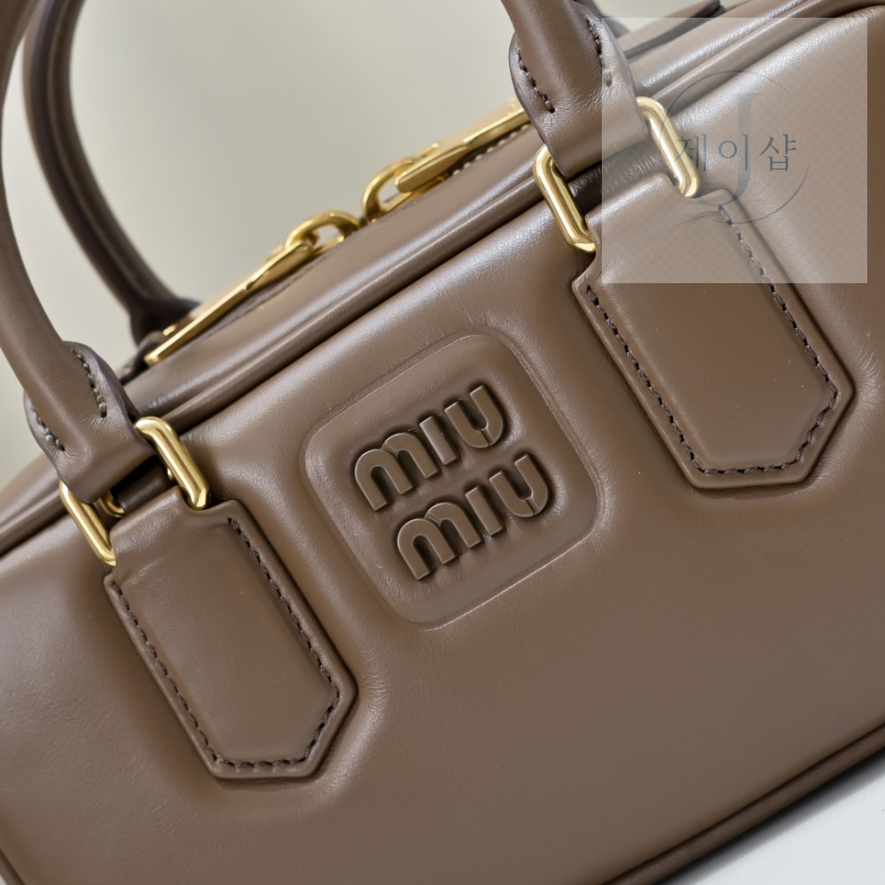 Miu Miu Arcadie Leather Regular - 상세 이미지