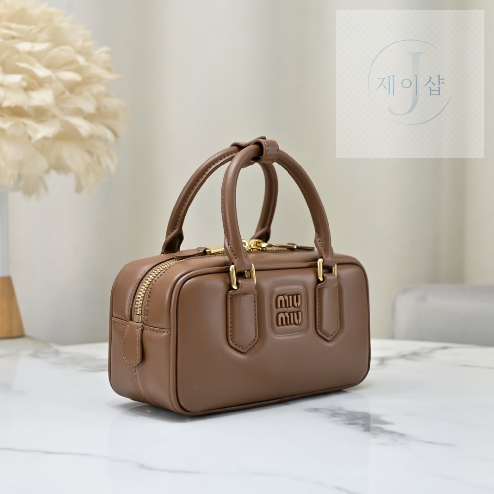 Miu Miu Arcadie Leather Regular - 상세 이미지