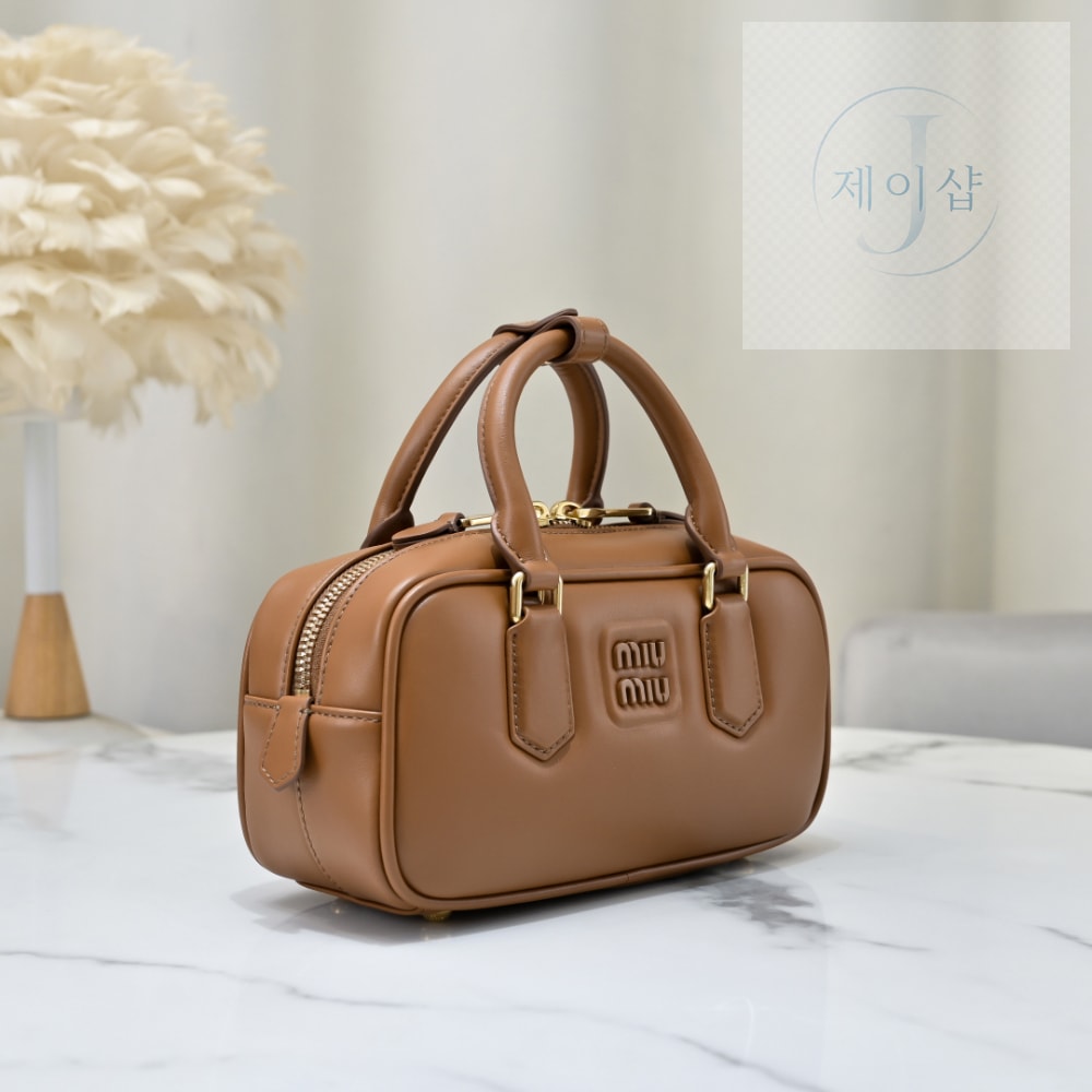 Miu Miu Arcadie Leather Regular - 상세 이미지