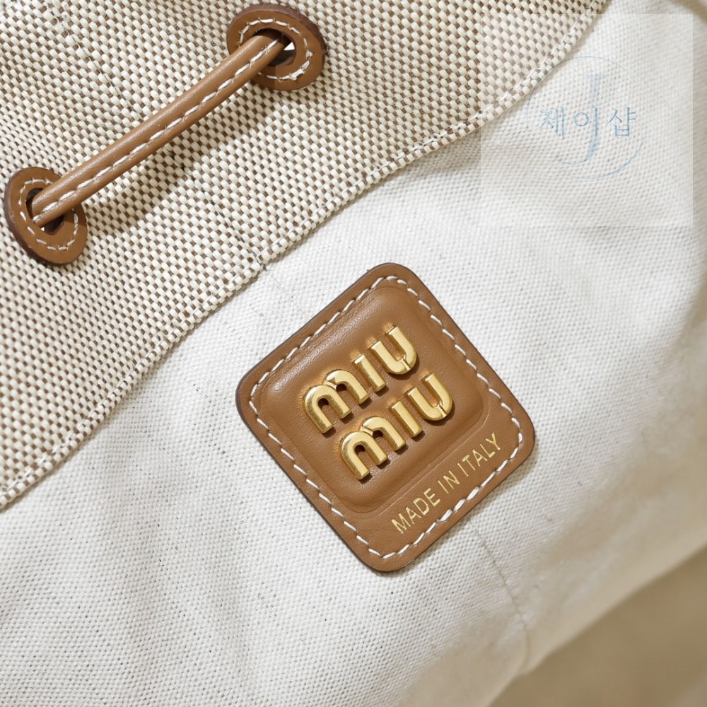 Miu Miu Canvas Leather Bucket - 상세 이미지