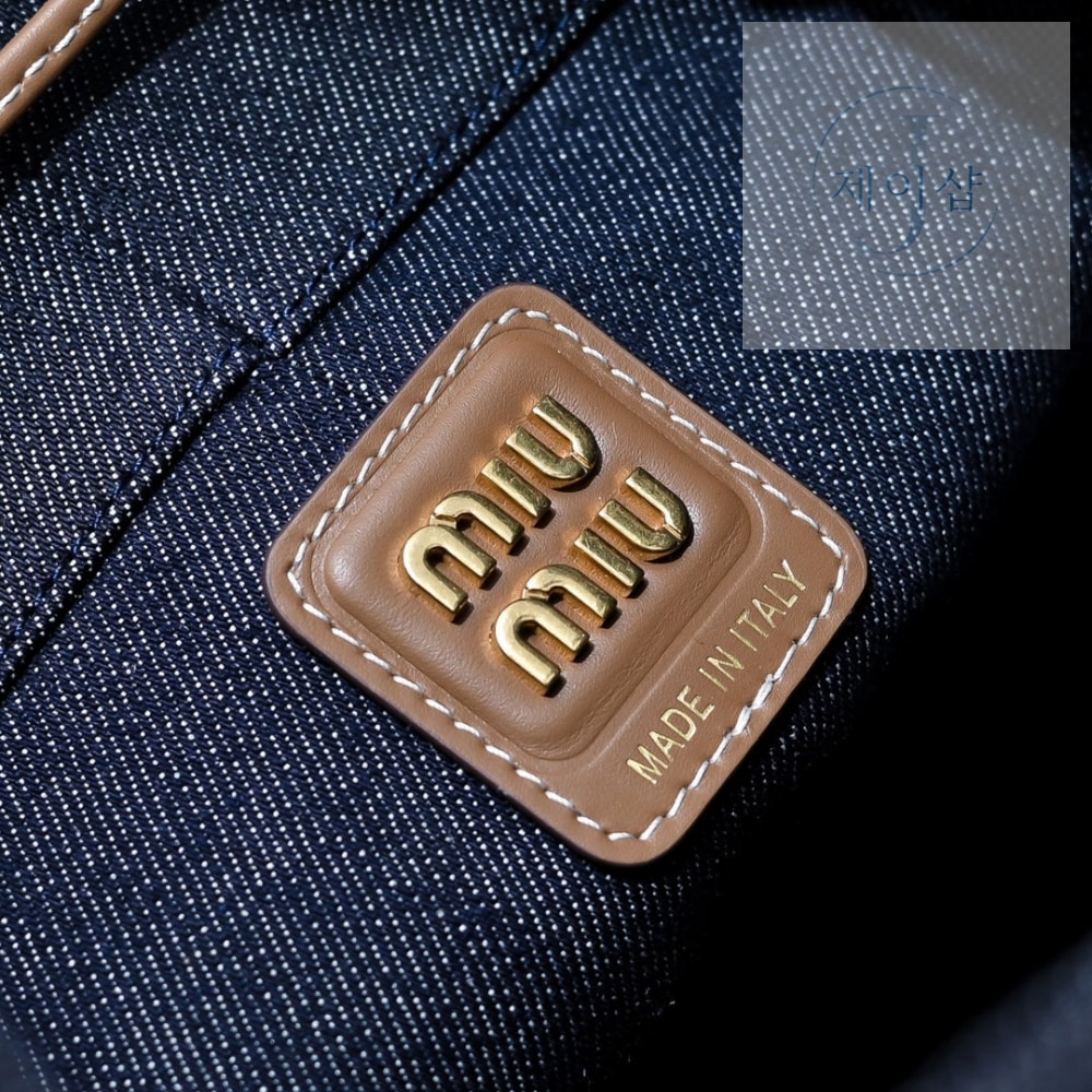 Miu Miu Denim Leather Bucket - 상세 이미지