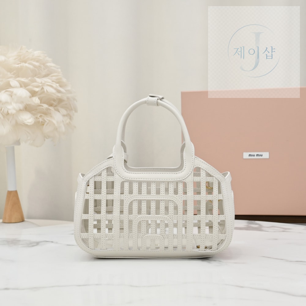 Miu Miu Leather Basket - 상세 이미지