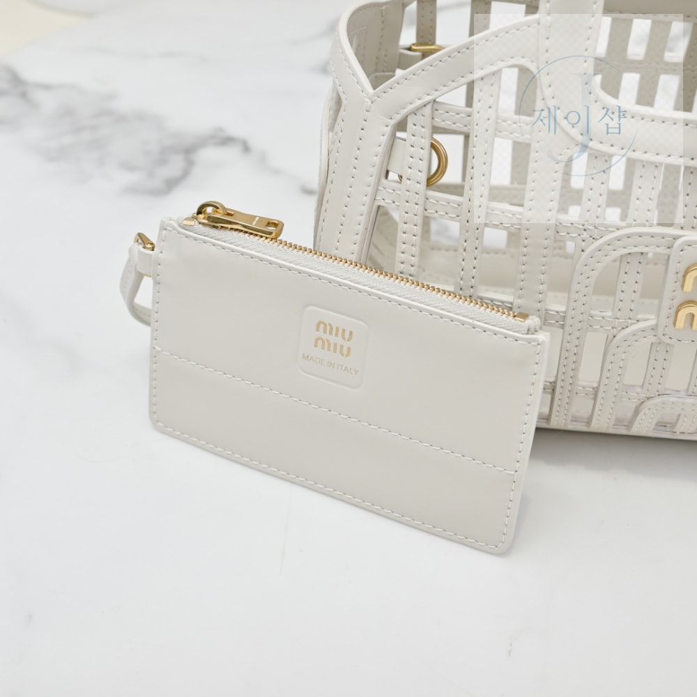 Miu Miu Leather Basket - 상세 이미지