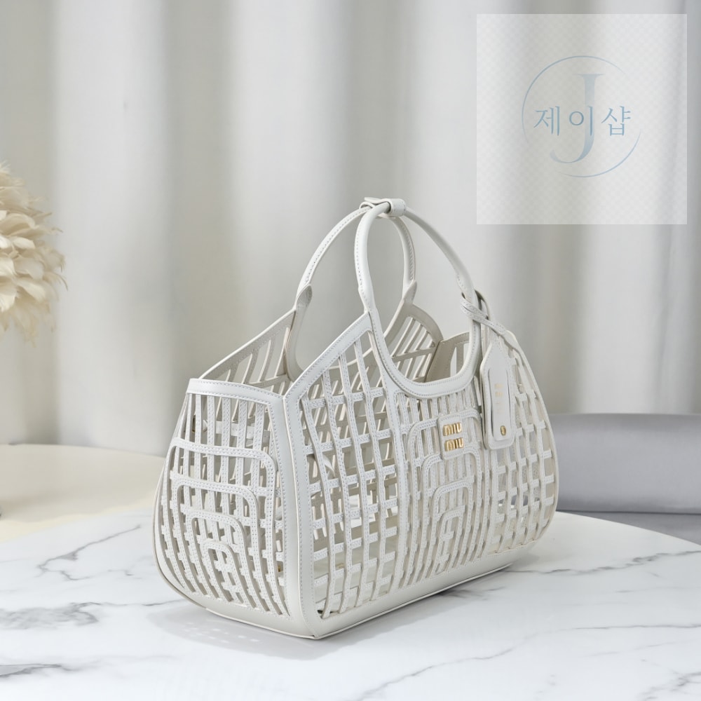 Miu Miu Leather Basket - 상세 이미지
