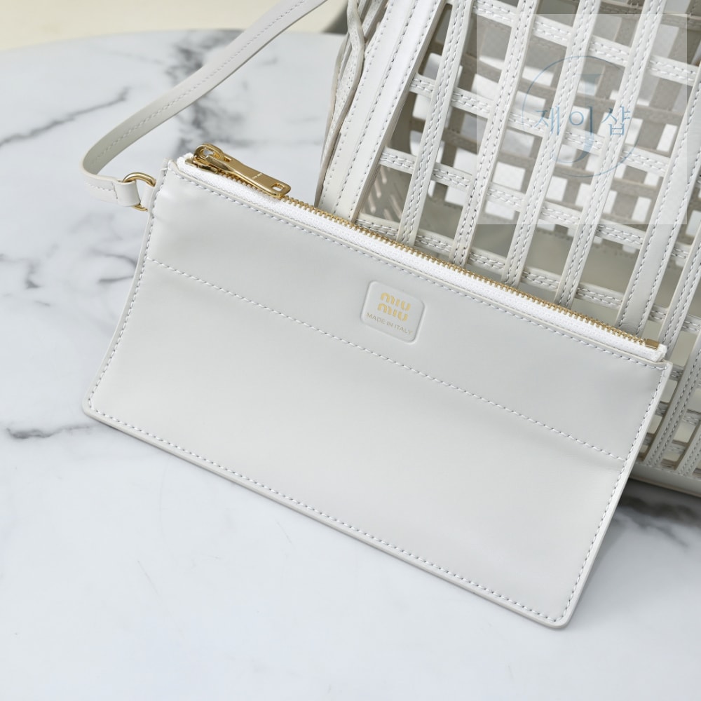 Miu Miu Leather Basket - 상세 이미지