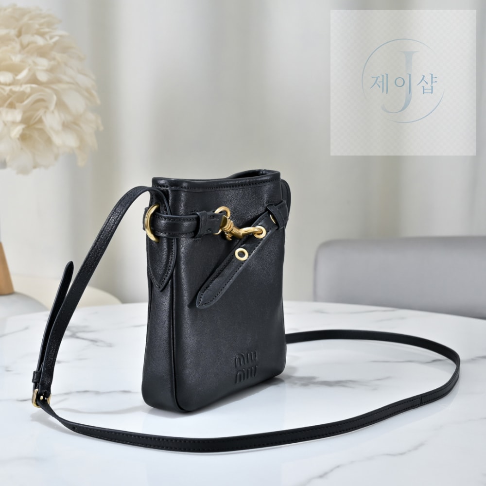 Miu Miu Nappa Leather Pouch - 상세 이미지