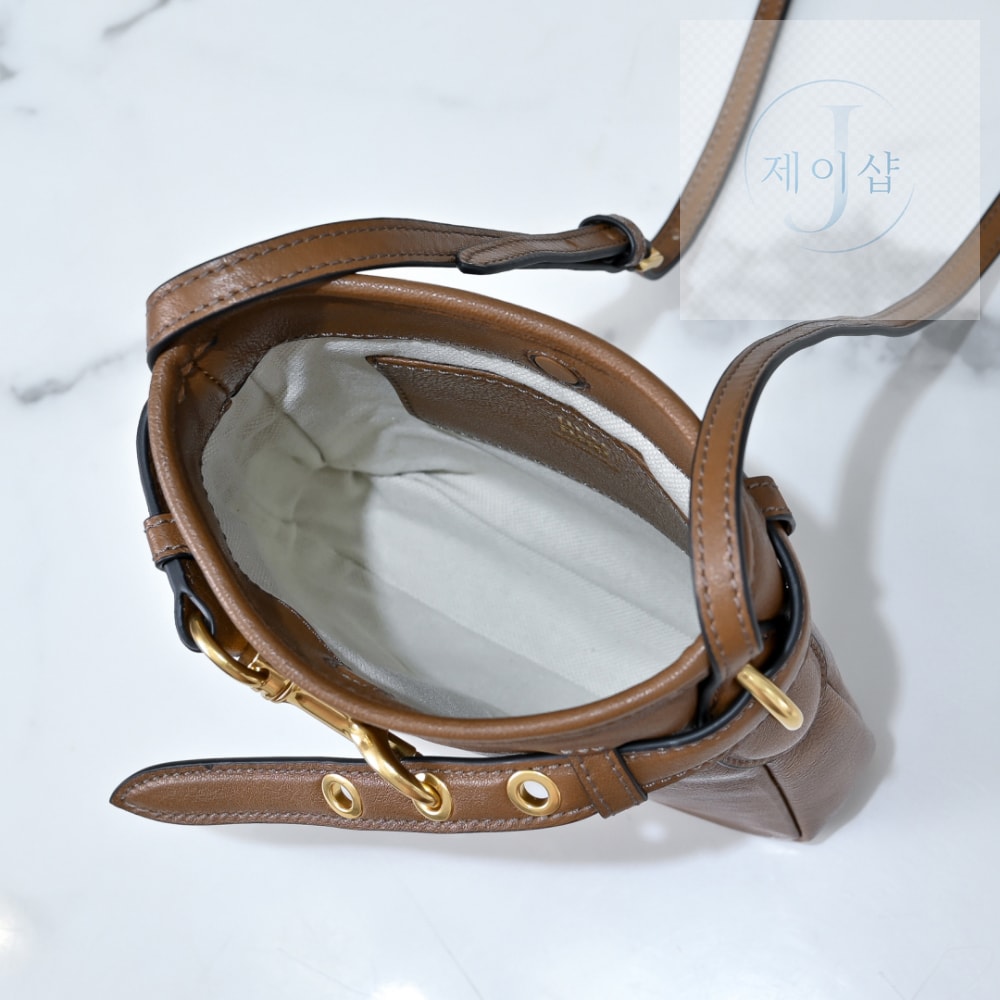 Miu Miu Nappa Leather Pouch - 상세 이미지