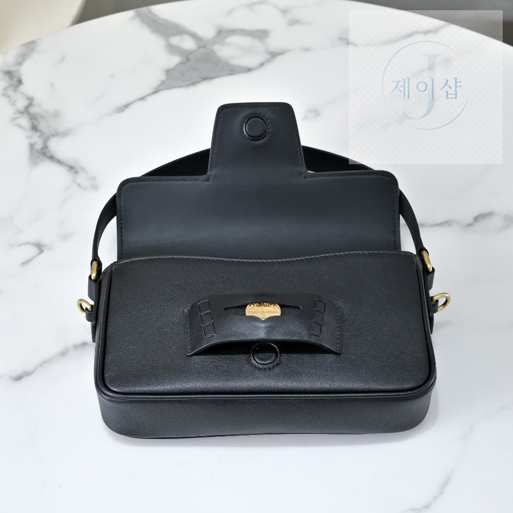 Miu Miu Penny Leather - 상세 이미지