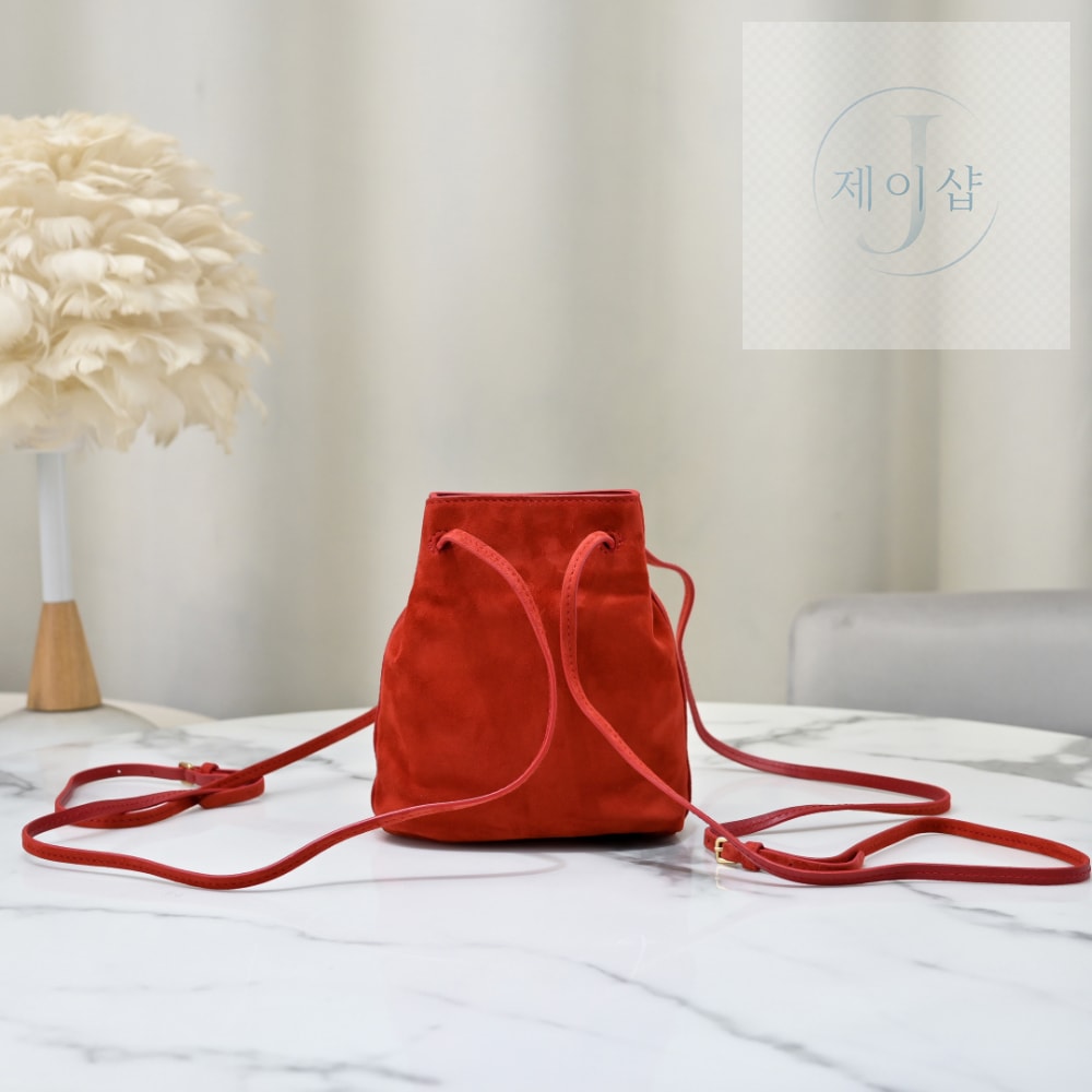 Miu Miu Suede Pouch - 상세 이미지