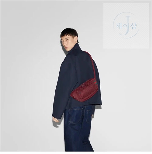 구찌 스몰 GG 크로스백 힙색 802096 3번 이미지