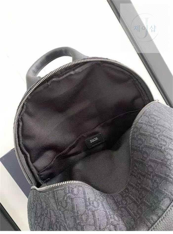 디올 8 오블리크 백팩 7번 이미지